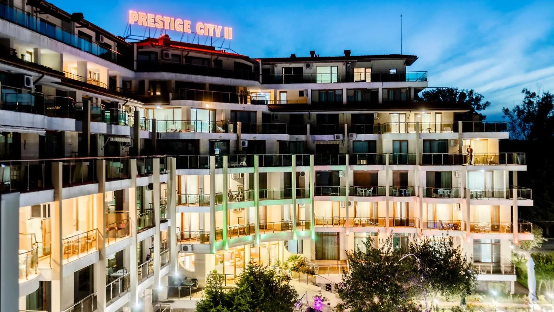 Aparthotel Hotel Prestige City II Primorsko 3*,