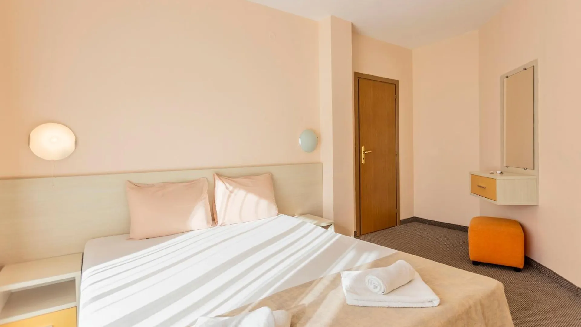 Aparthotel Hotel Prestige City II Primorsko 3*,  Bulgaria